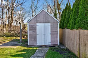 31 Conant St, Provincetown, MA 02657 - Photo 9