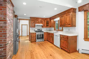 325 Braggs Ln, Barnstable, MA 02630 - Photo 9
