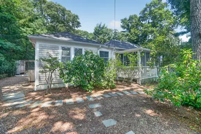 528 Main Street, Tisbury, MA 02568 - Photo 27