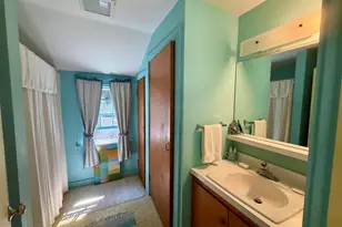 528 Main St, Tisbury, MA 02568 - Photo 17