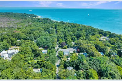528 Main Street, Tisbury, MA 02568 - Photo 1