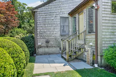 66 Hudson Avenue, Oak Bluffs, MA 02557 - Photo 9