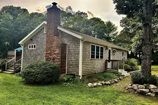 11 Stanley St, Oak Bluffs, MA 02557 - Photo 1