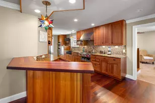 4 Atwood Ave, Provincetown, MA 02657 - Photo 9