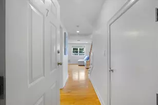 615 Main St, Barnstable, MA 02601 - Photo 3