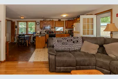 2 Winemack Street, Oak Bluffs, MA 02557 - Photo 5