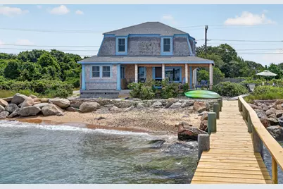 27 Beach Road, Oak Bluffs, MA 02557 - Photo 23