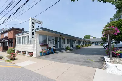 382 Main Street, Falmouth, MA 02540 - Photo 3