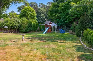 50 Pine St, Falmouth, MA 02556 - Photo 3