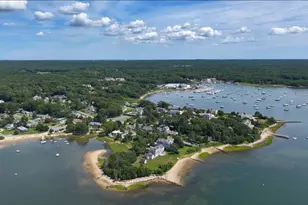 21 Club House Dr, Bourne, MA 02559 - Photo 5