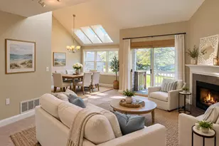 37 Harbor Hill Dr, Bourne, MA 02532 - Photo 3