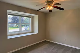 37 Harbor Hill Dr, Bourne, MA 02532 - Photo 11