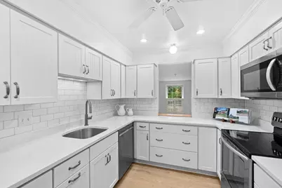 3512 Main Street #APT 3, Barnstable, MA 02630 - Photo 15