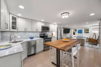 48 Pleasant Street #Unit 1, Provincetown, MA 02657 - Photo 3