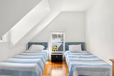 16 Millfield Street, Falmouth, MA 02543 - Photo 25