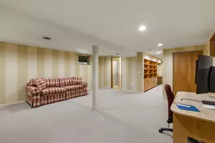 195 King Phillip Rd, Wellfleet, MA 02667 - Photo 33