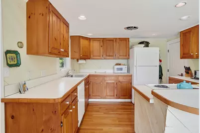 88 Franklin Street, Tisbury, MA 02568 - Photo 15