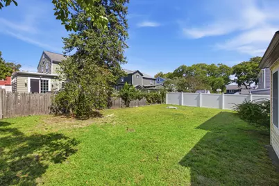 15 Barna Road, Boston, MA 02123 - Photo 5