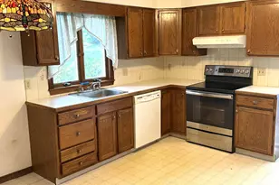 8 Deep Wood Dr, Sandwich, MA 02644 - Photo 9