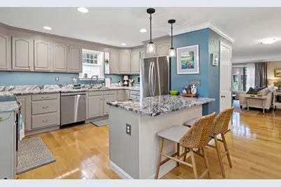 195 Falmouth Road #APT 3F, Mashpee, MA 02649 - Photo 7