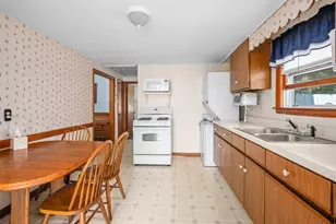 54 Holly Ln, Yarmouth, MA 02664 - Photo 11