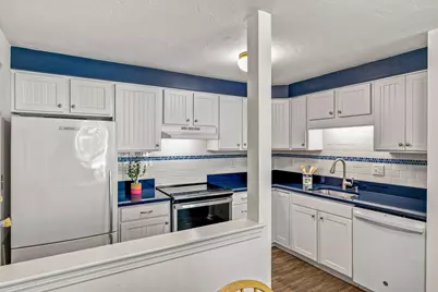 2 Englewood Drive #APT H3, Harwich, MA 02645 - Photo 11