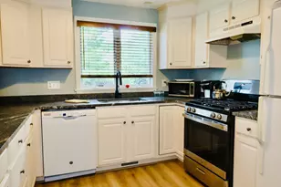15 Classic Cir, Mashpee, MA 02649 - Photo 3