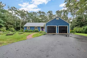 8 Golf Links Cir, Sandwich, MA 02563 - Photo 3