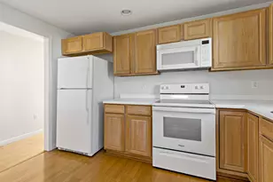 125 Leisure Green Dr, Mashpee, MA 02649 - Photo 7
