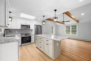 12 Brattle Dr, Yarmouth, MA 02675 - Photo 7