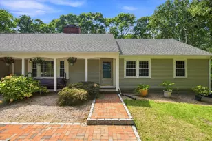114 Carriage Ln, Barnstable, MA 02630 - Photo 3