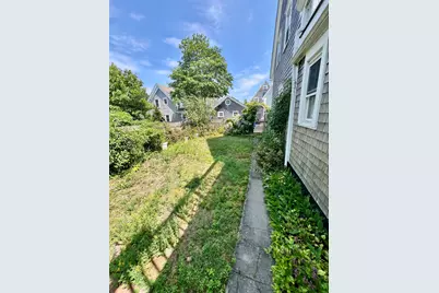 27 Montello Street, Provincetown, MA 02657 - Photo 25