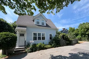 27 Montello St, Provincetown, MA 02657 - Photo 1