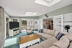 8 Barkley St, Yarmouth, MA 02664 - Photo 37