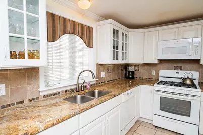 28 Quashnet Woods Drive, Mashpee, MA 02649 - Photo 5