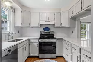 41 Woodview Dr, Brewster, MA 02631 - Photo 9