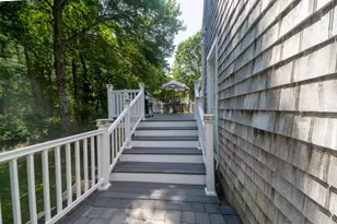 327 N Falmouth Hwy, Falmouth, MA 02556 - Photo 41