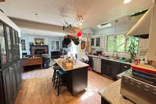 4 Mary Leal Ln, Sandwich, MA 02537 - Photo 5
