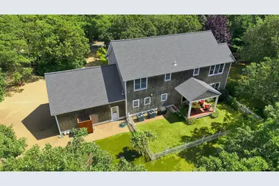 10 Woodhaven Drive, Edgartown, MA 02539 - Photo 3