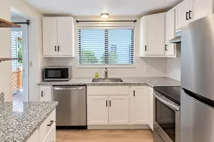 104 Village Dr, Bourne, MA 02532 - Photo 5