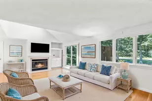 7 Par Three Ct, Mashpee, MA 02649 - Photo 5