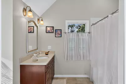 68 Front Street, Oak Bluffs, MA 02557 - Photo 27