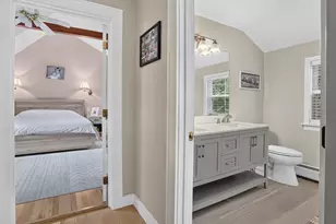 68 Front St, Oak Bluffs, MA 02557 - Photo 29