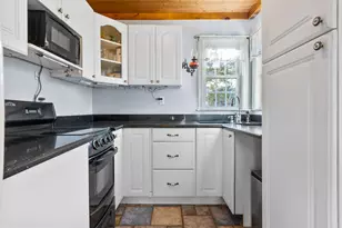 897 Commercial St, Provincetown, MA 02657 - Photo 15