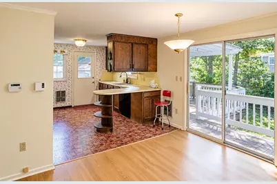21 First Avenue, Barnstable, MA 02601 - Photo 7