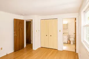 21 First Ave, Barnstable, MA 02601 - Photo 15