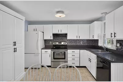 126 Old Colony Drive, Mashpee, MA 02649 - Photo 9