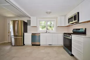 12 Lake Rd, Yarmouth, MA 02673 - Photo 5