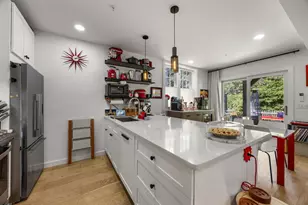 286A Bradford St, Provincetown, MA 02657 - Photo 17