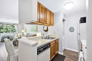 101 Fletcher Ln, Brewster, MA 02631 - Photo 11